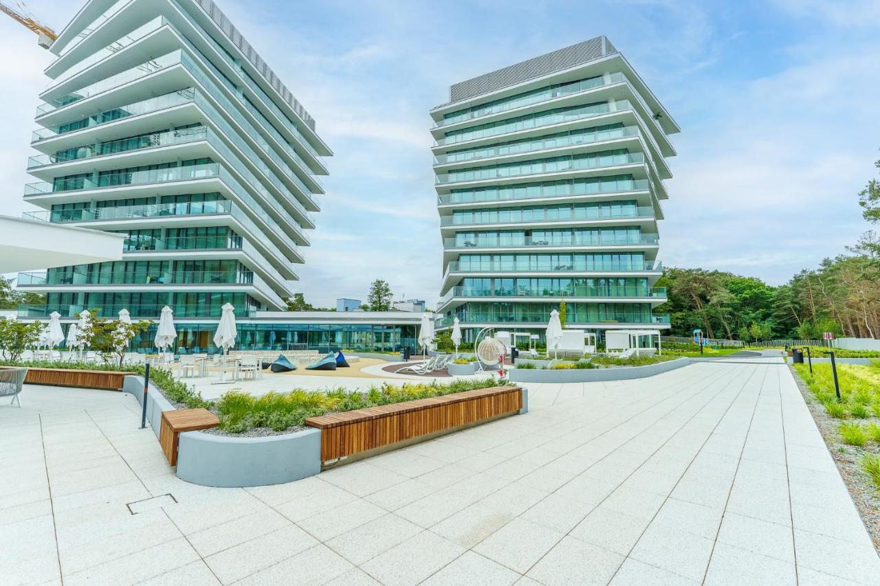 Apartament Waves - Baltic View By Noclegi Renters Miedzyzdroje Bagian luar foto