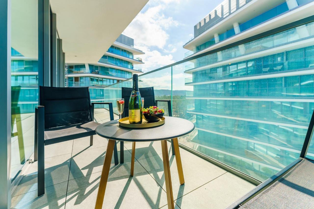 Apartament Waves - Baltic View By Noclegi Renters Miedzyzdroje Bagian luar foto