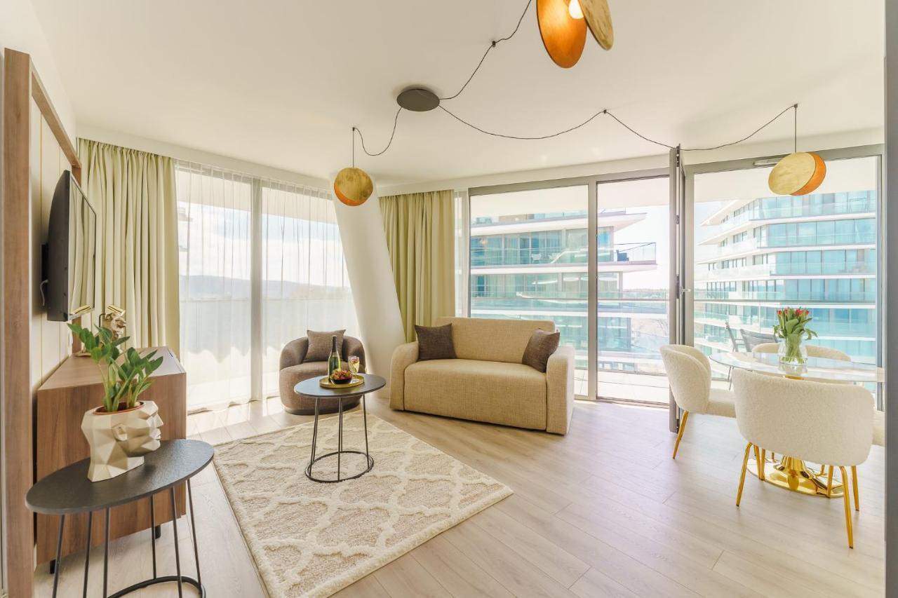 Apartament Waves - Baltic View By Noclegi Renters Miedzyzdroje Bagian luar foto